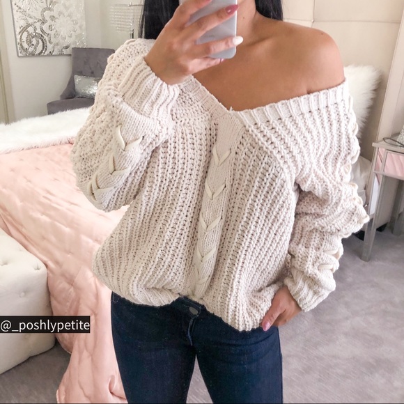 Sweaters - Braided chenille wide knit pullover sweater